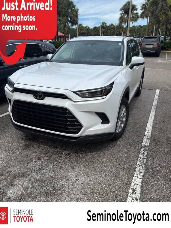 TOYOTA GRAND HIGHLANDER 2024 5TDACAB57RS025305 image